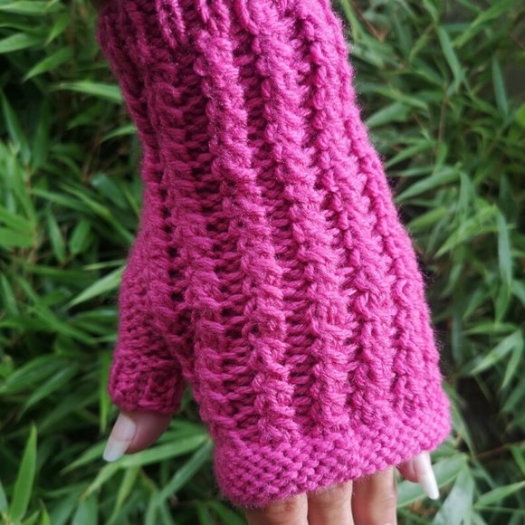 Candy Pink HandKnit Fingerless Texting Gloves Mittens Glovelet Rose Bonbon - Picture 3 of 12